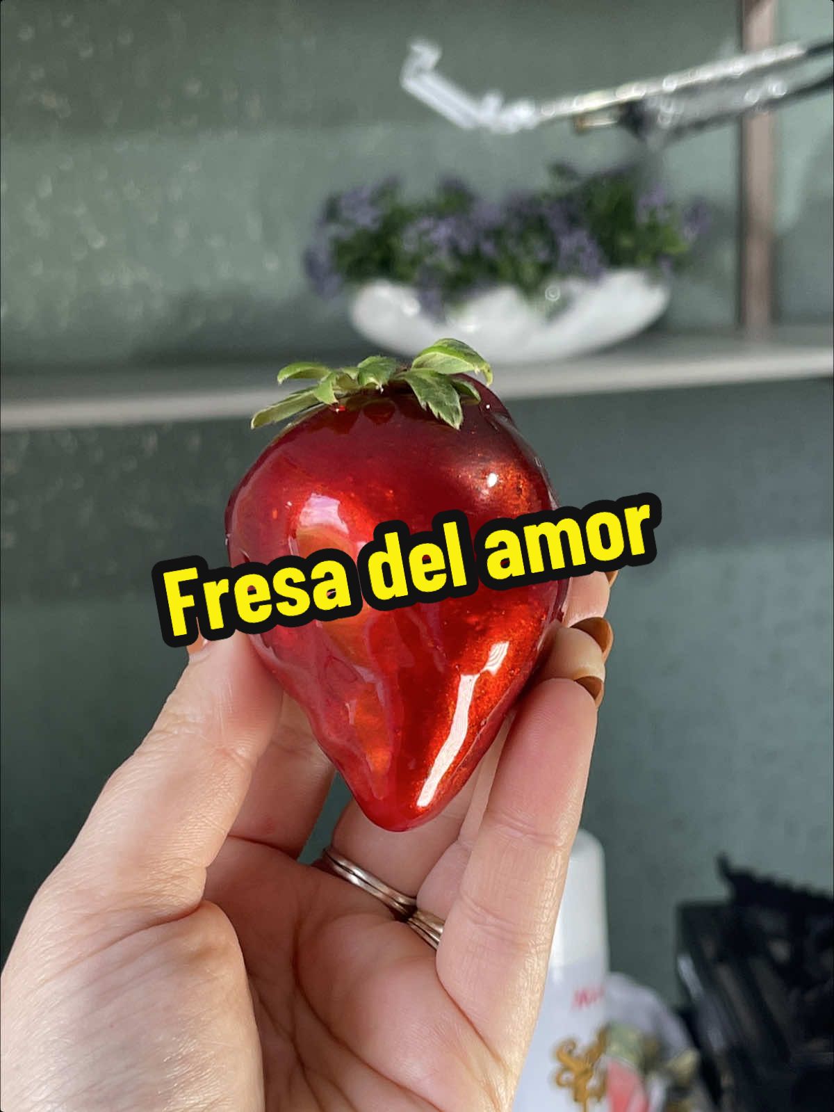Sigo haciendo pruebas del morango do amor, fresa del amor o frutilla del amor como prefieran llamarla ❤️🍓#morangodoamor #fresadelamor #frutilladelamor #trend #viralbrasil #brigadeiro 