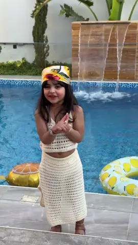 أعطونا اسم للرقصة 🤏🏼🧐