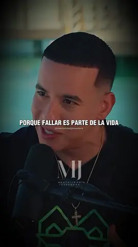Daddy Yankee: Fallar es parte de la vida 👁️ Si te sientes identificado, sígueme para cambiar tu mentalidad y transformar tu vida . . . . . . #daddyyanke #fracasaresaprender #mentalidadganadora #inspiracionymotivacion #leccionesdevida #mentalidadjoseadora