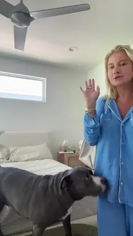 Showing the girls mommy’s new bag @marcjacobs 