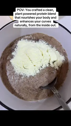 Just the good stuff… no enhancers, no additives. 100% homemade protein shake #fyp #gym #proteinshaketips 