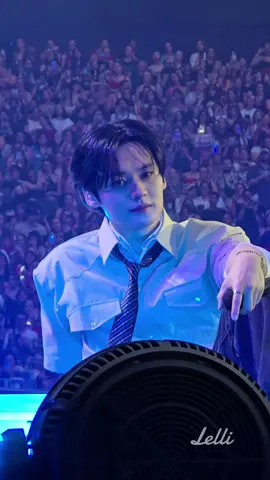 My Beloved Bias 🩵 Cinema, LEE KNOW FANCAM SKZ DOMINATE TOUR, Madrid 22/07/2025 @Stray Kids  #leeknow #leeknowedit #leeknowstraykids #straykids #skz #straykidsedit #skzedit #straykidsstay #skzstay #forbiddenfruit #madrid #dominateworldtour #kpop #kpopedit #kpopfyp #fyp 