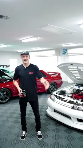 Back2Basics: EP3 – Gen3 Catch Cans @adam_lz breaks down the importance of proper crankcase ventilation on his RB25-powered Skyline and how Vibrant’s Catch Cans keeps blow-by in check on and off the track. • Fully modular: 2-port & 4-port options • Three tank sizes: 0.75L, 1.5L, 2.0L (expandable to 4.0L) • Stainless filter barrels + slosh baffle • Built-in dipstick + knurled grip • Anodized black finish with stainless bracket From drift days to street duty, it’s a smarter, cleaner breather system—made for performance builds like this. #VibrantPerformance #CatchCan #Back2Basics #AdamLZ #RB25 #Skyline #EngineProtection #FabricationNation #BuiltToPerform