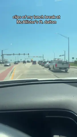 working hard or hardly working either way I deserve this lunch break!!😂😂 #fyp #Jesuslovesyou #lunchbreak 