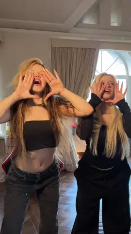 DANCE BATTLE, чей танец лучше?