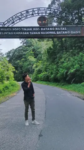 🤧 #foryoupage #tiktok #xyzbca #followme #fyp #foryou #trending #viral #funny #VoiceEffects #greenscreen 