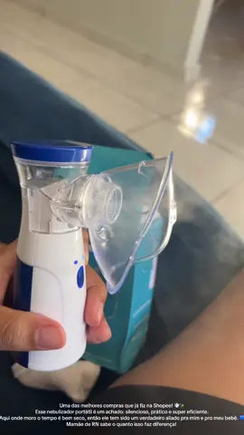 As mamães sabe o quanto isso faz diferença! 👶🏼💧 Recomendo demais! #DicaDeMãe #NebulizadorPortátil #MaternidadeReal #ShopeeAchadinhos #maternidade #MãeDePrimeiraViagem #BebêSaudável