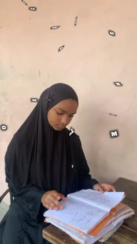 MWANAFUNZI AKIMTONGOZA MWALIMU 😂@Asa.leoo @JIGGER BOLLER #mombasatiktokers🌴 #nairobitiktokers🇰🇪🇰🇪 #mombasa #tanzaniantiktok🇹🇿 #nairobitiktokers🇰🇪 #viralllllll 