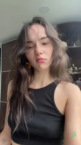 Ya me voy a peinar, primero quería bailar 