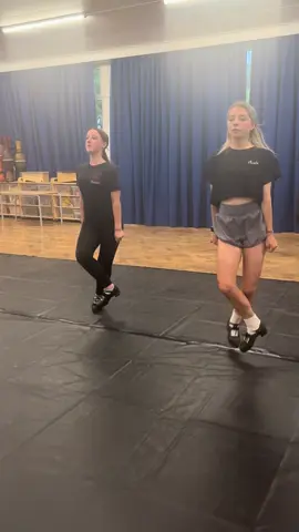 Hornpipe🍀🩷 #irish #irishdance #irishdancer #irishdancing #crdm #dancer #kent #irishdancersoftiktok #tonbridge #danceschool #dance #irishdancers #foryou #viral #foryoupage❤️❤️ #irishdancevids #irishdancersofinstagram #irishdancevideo #irishdancingvideos 