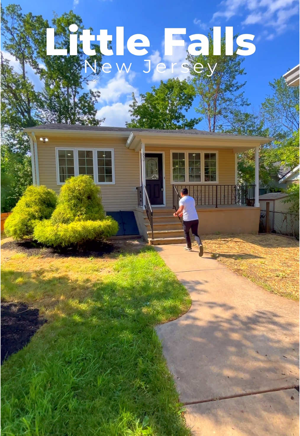 Esta casa en Little Falls, New Jersey 🏡 es todo lo que necesitas si buscas tranquilidad, estilo y conexión con la naturaleza 🌿✨. Está justo frente al río Passaic 🌊 y tiene un muelle privado con una pérgola sobre el agua 🛶, perfecta para tomarte un café ☕, leer 📖 o simplemente desconectar 🧘‍♂️. La terraza elevada te regala una vista increíble 🌅 y por dentro todo está renovado: 🍽️ Cocina moderna con barra 🔥 Sala con chimenea 💡 Mucha luz natural 🛏️ 3 habitaciones cómodas 🛁 2 baños actualizados Además cuenta con aire central ❄️, garaje independiente 🚗 y entrada privada para tu carro. LA-  la agente Bassheva Berger  #forsale #forsalenj #realtor #dreamhomes #newconstructionhome #couplegoals #LUXURYHOME #bigbusiness #njhomes #NEWHOMESALE #houseforsale #newarknj #patersonnj #paterson #newyorkcity #passaiccounty #buyahome #remodelacion #newjersey #newyork 