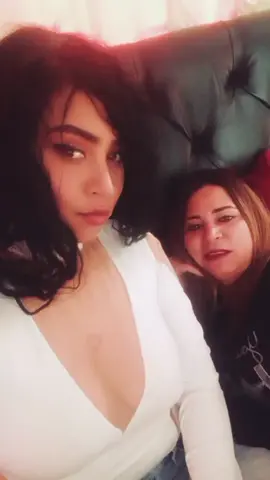 Mi hija 🐑🙏🏻👯