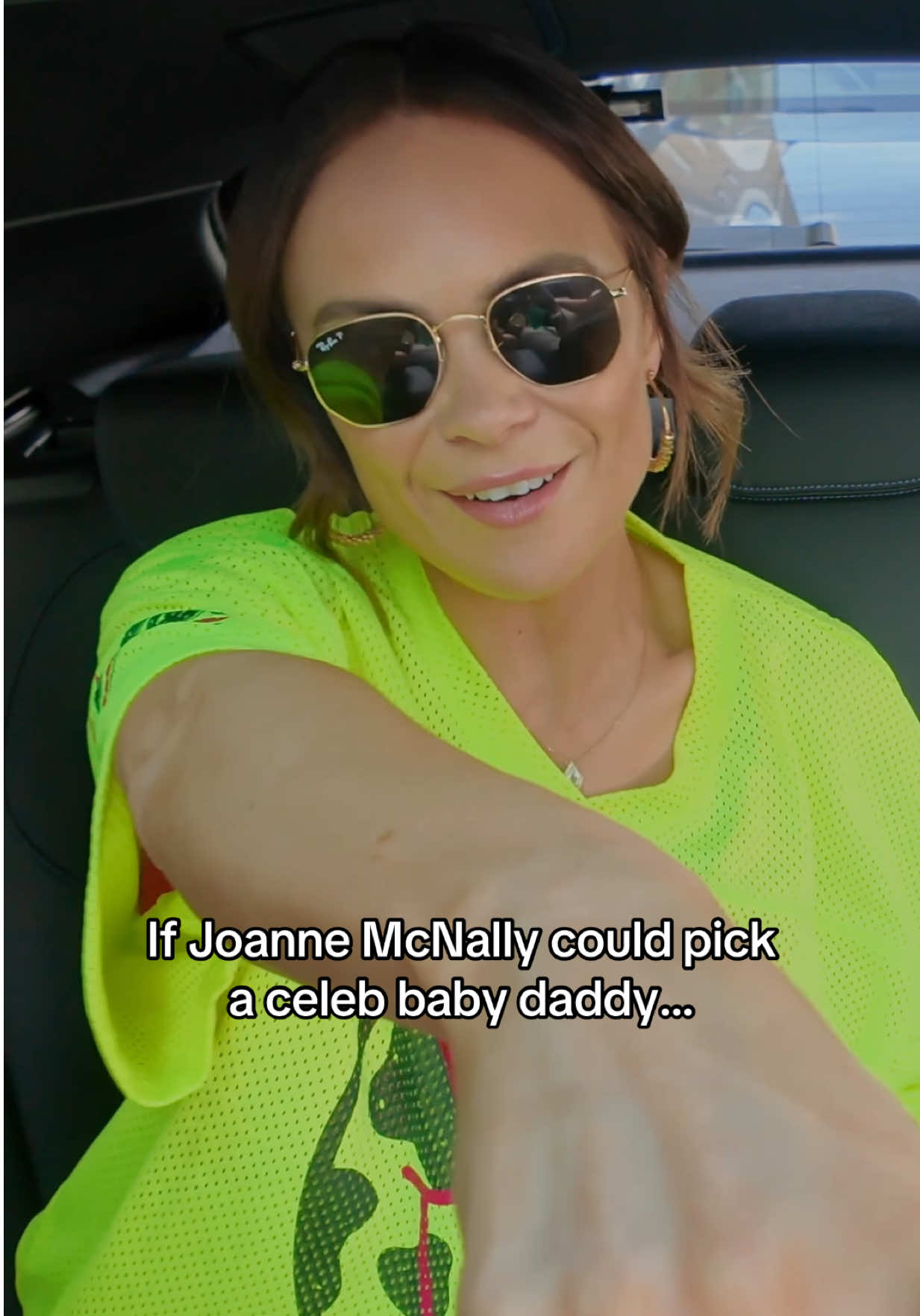 Jared Leto, if you’re watching you know where to find her x @Joanne McNally #babydaddyproblems #celebrity #celebrities #dating #datingstorytime 