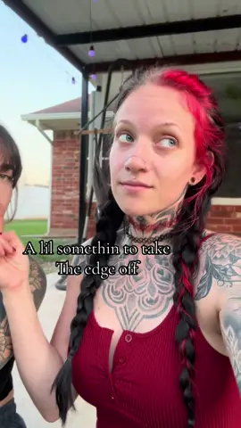 Nothin like a tatted alt girl. @Raven 