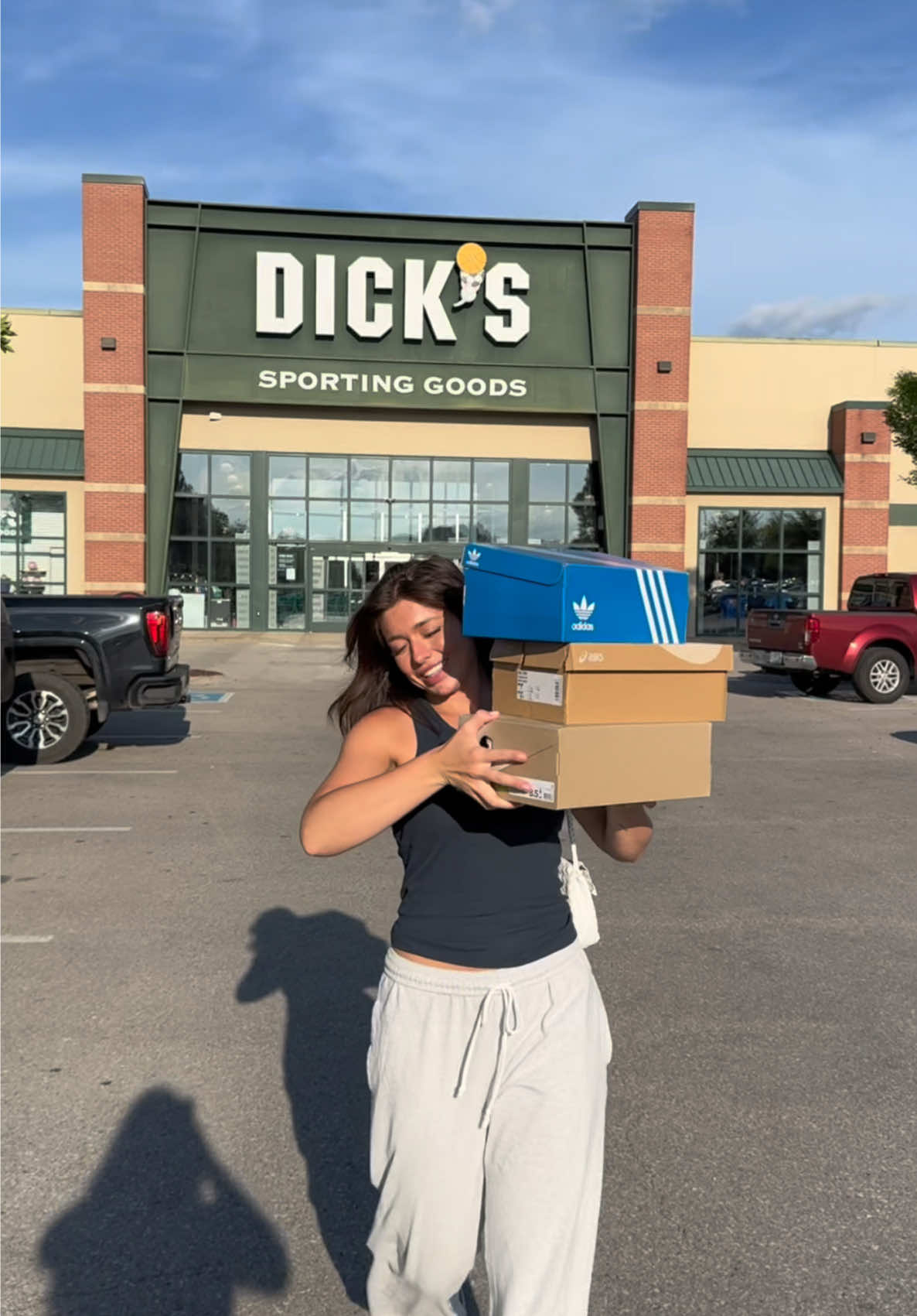 @DICKS Sporting Goods 🤝 comfort and style #DKSPartner