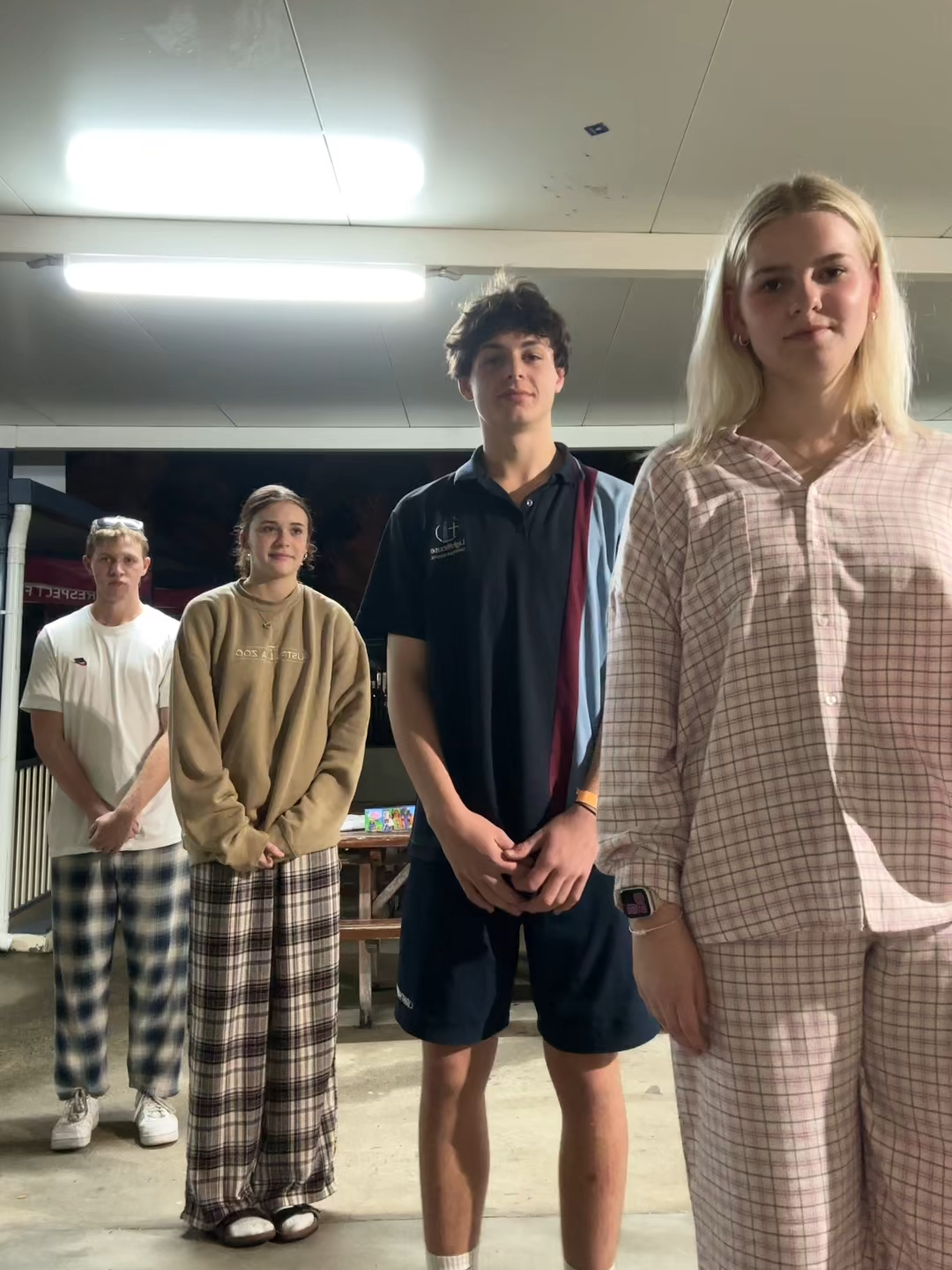 slap your friends around and bring them to youth next week 😤👏 #lighthouseyouth #youth #fyp #slap #dance