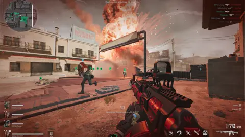 De mis Eventos Favoritos ver como se destruye C1 en craked, pov el bot medico ya we toma tu humo xD #GarenaDeltaForce #SinDejarANadieAtrás #juntosenlabatalla #deltaforcegameplay #deltaforcemobile #gameplay #garena