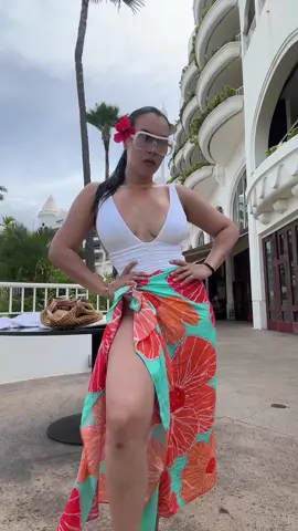 🌺🤙🏽 #traveltips #grwm #beachtips #islandstyle #islandaesthetic #ttsbeautybesties #whattowearinhawaii 