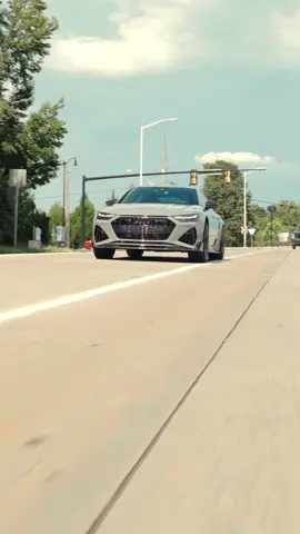 #audi #rs7 #carbonfiber #fastcar #cartok #fyp 