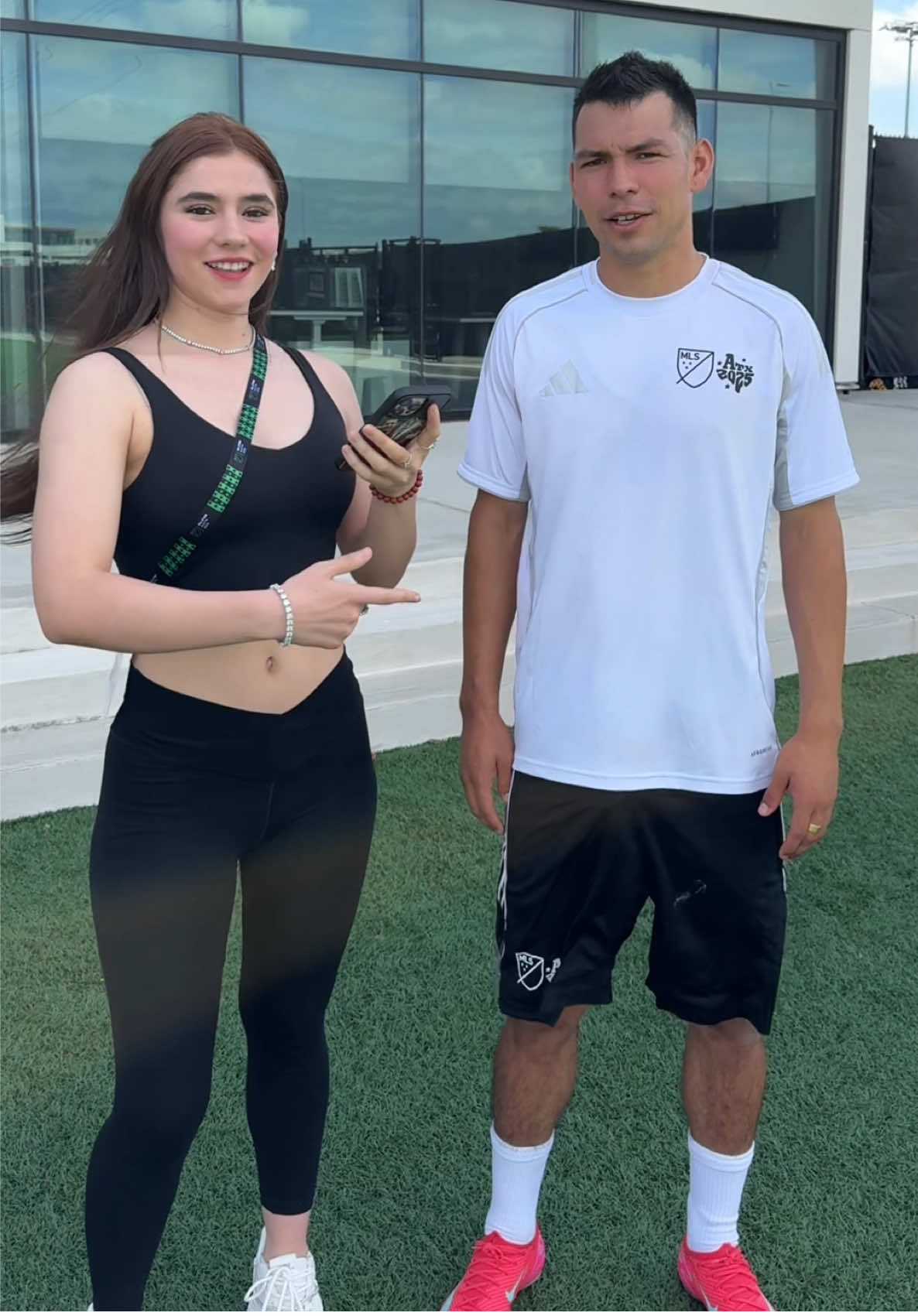 Con Chucky lozano 🇲🇽🤙🏼 No puedes decir “Si” y “No” jeje 😅 @Major League Soccer #Publicidad #MLSAllStar #MLSSeasonPass #hirvinglozano #méxico 