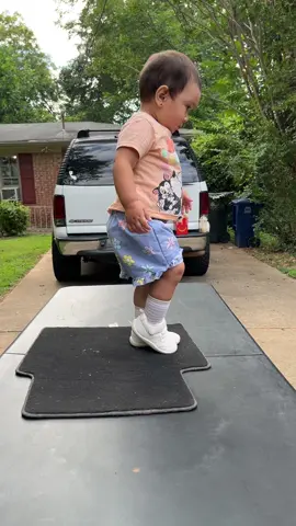 My niece ATE this trend up 🤏🏼 #fyp #nickiminaj #nickiminajchallenge 