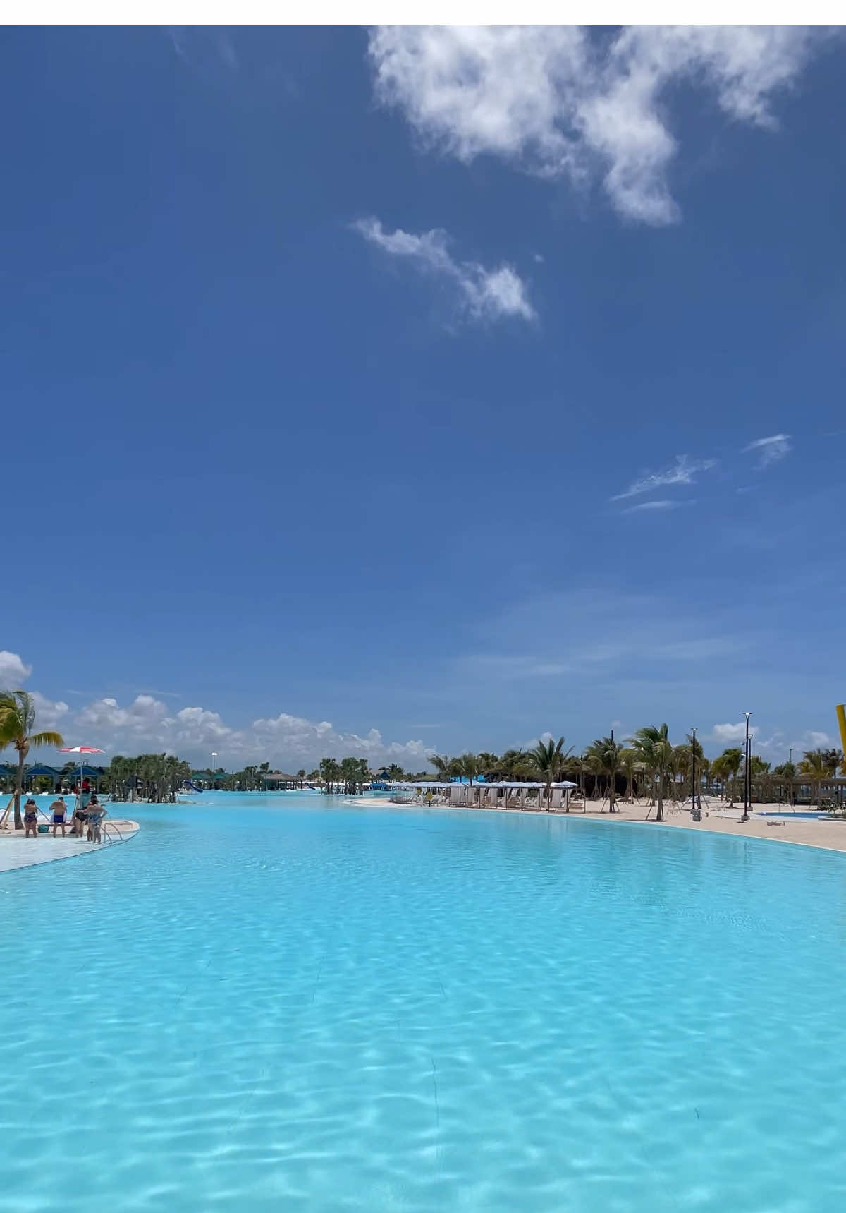 Celebration Key had us like…😮🙌 🤩 #C#CarnivalcruiseC#CelebrationKeybahamas #cruise