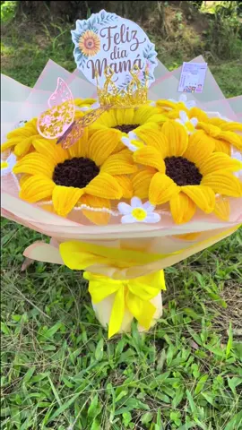 Ramo de girasoles de Limpiapipas 🌻🌻🌻🌻🌻 #ramoeterno #ramodelimpiapipas #detalles #cumpleaños #mamá #teamomama #tiktok #video #viraltiktok 