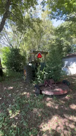 Old John Deere 5020. 