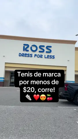 Tenis de marca por menos de $20 en Ross. 😍❤️🍒 #ross #rossdressforless #shopping #tenis #tenisdemarca