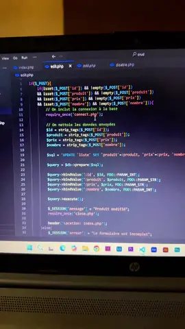 Lii métti na 😫😫🙆🏾#machine #progaram #code #php #coding #formation #informatique #senegal 