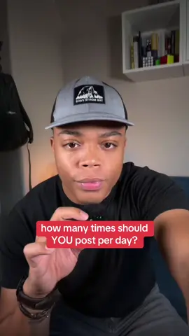 how many times should YOU post daily 👨🏾‍💻📝 #tiktokstrategy #creatormindset #contentcreation #tiktokgrowth #contentcreatortips #tiktokgrowthtips #growontiktok #200viewjail 