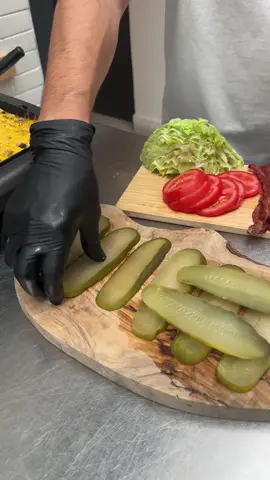 Pickle Bun BLT🥒🥪#fyp #foryou #tiktok #usa🇺🇸 