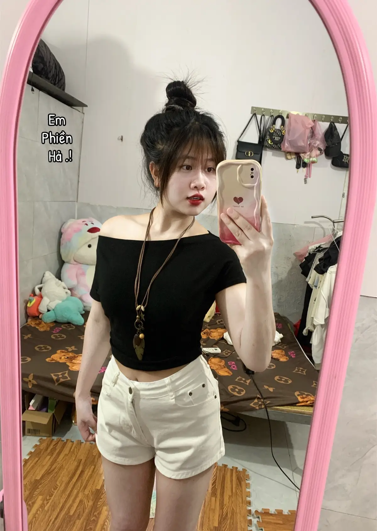 Nói nghe xem nào hmmm ..😣 #xuhuong #viral #fyp #outfit #trend 