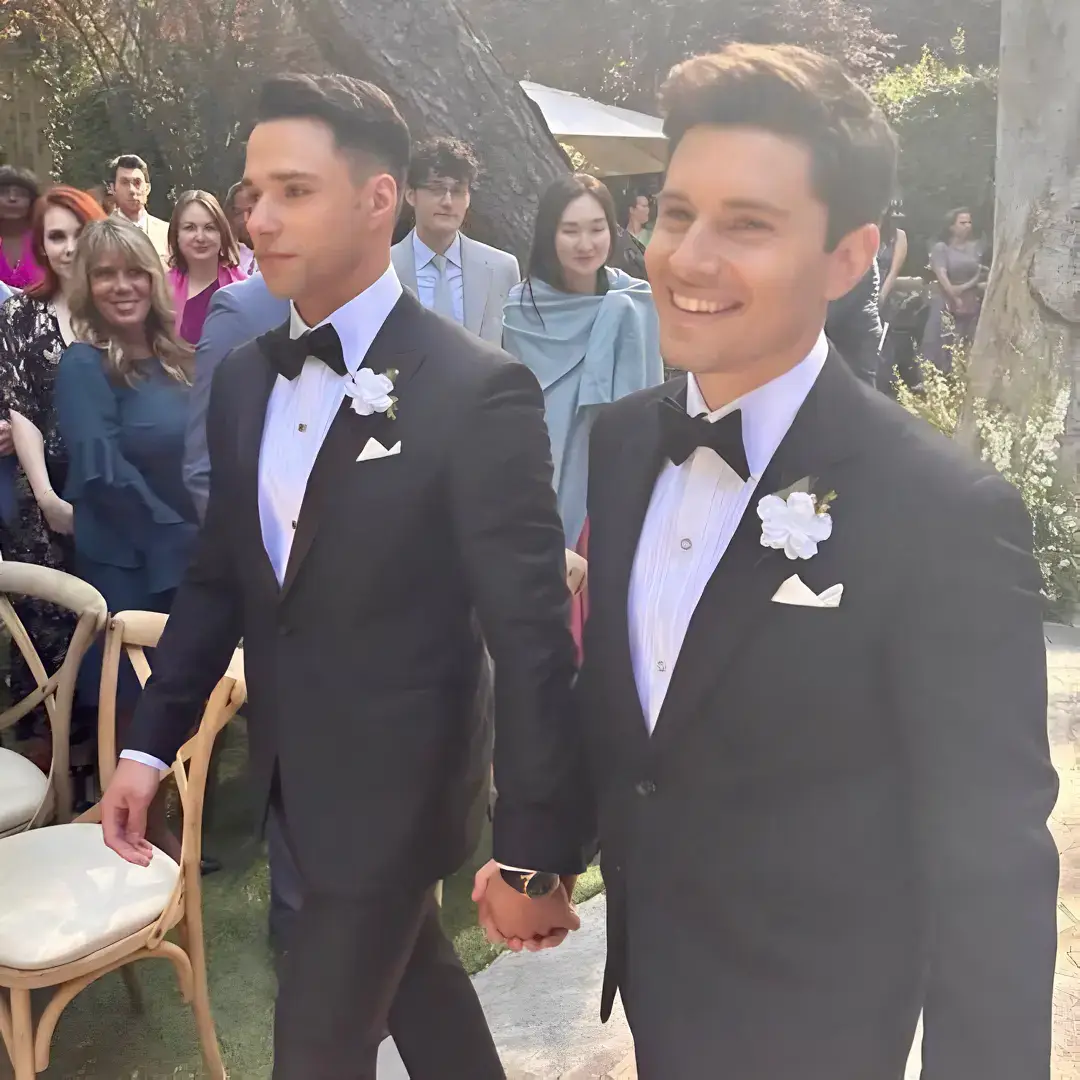 #911 #lonestar #911lonestar #tkstrand #carlosreyes #tarlos #ronenrubinstein #rafaelsilva #austin #texas #eeuu #serie #matrimonio #tkycarlos #carlosytk 