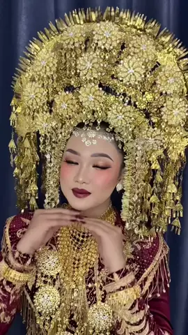 #makeuptransisi #muapekanbaru #muariau #pengantinmelayuriau #pengantinindonesia #pengantinminang #muahits 