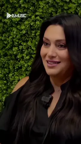 حزنت وزعلت وانكسرت 💔 . . #مايا_نصري  #نجوم_الفن  #غناء  #طرب  #mayanasri  @Maya Nasri 