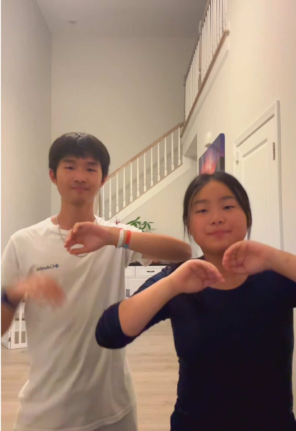 First dance viddd #fyp #dance #trend #secretaccount #teamwork #newaccount #teamworkchallenge #teamwork10k #ifollowback #sound #audio #asian #chinese #blowthisup #makemefamous #viral 