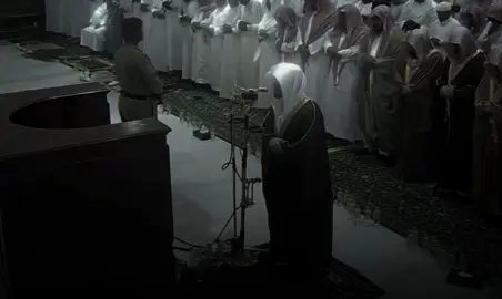 وَقَضَىٰ رَبُّكَ أَلَّا تَعْبُدُوا إِلَّا إِيَّاهُ وَبِالْوَالِدَيْنِ إِحْسَانًا#ياسر_الدوسري #الحرم #قران #استغفرالله #تلاوة_خاشعة #سورة_الاسراء 