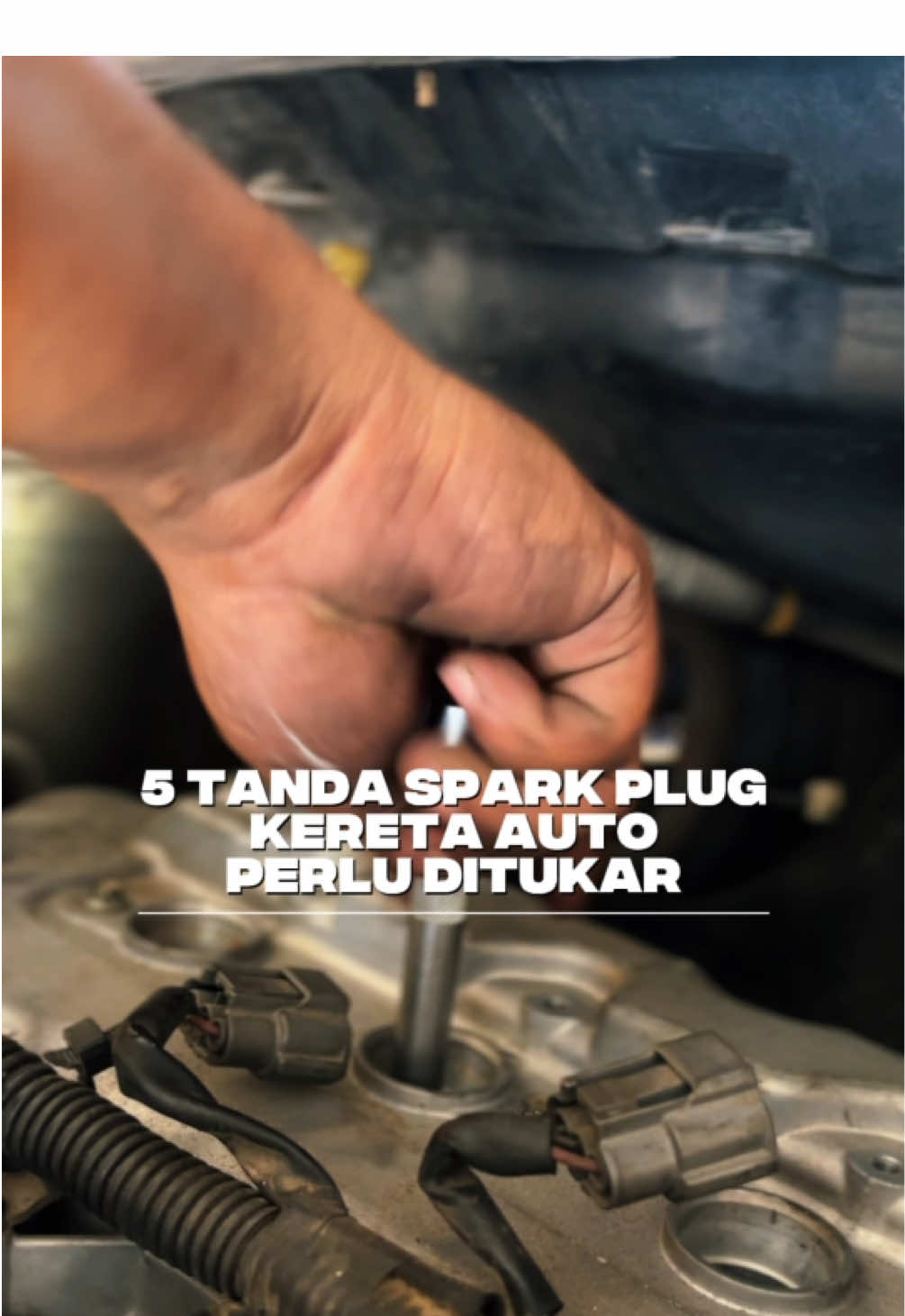 5 Tanda Spark Plug Kereta Anda Perlu Ditukar #sparkplug #megaautotechservices #jagagearbox #tipskereta #permatangpauh #overhaulgearbox #bengkel #bengkelmelayu #fyp #foryou #gearboxrosak #gearbox #masalahgearbox 