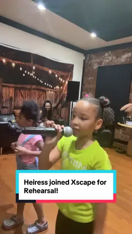 My girl Heiress jumped on the mic at #Xscape rehearsal! 