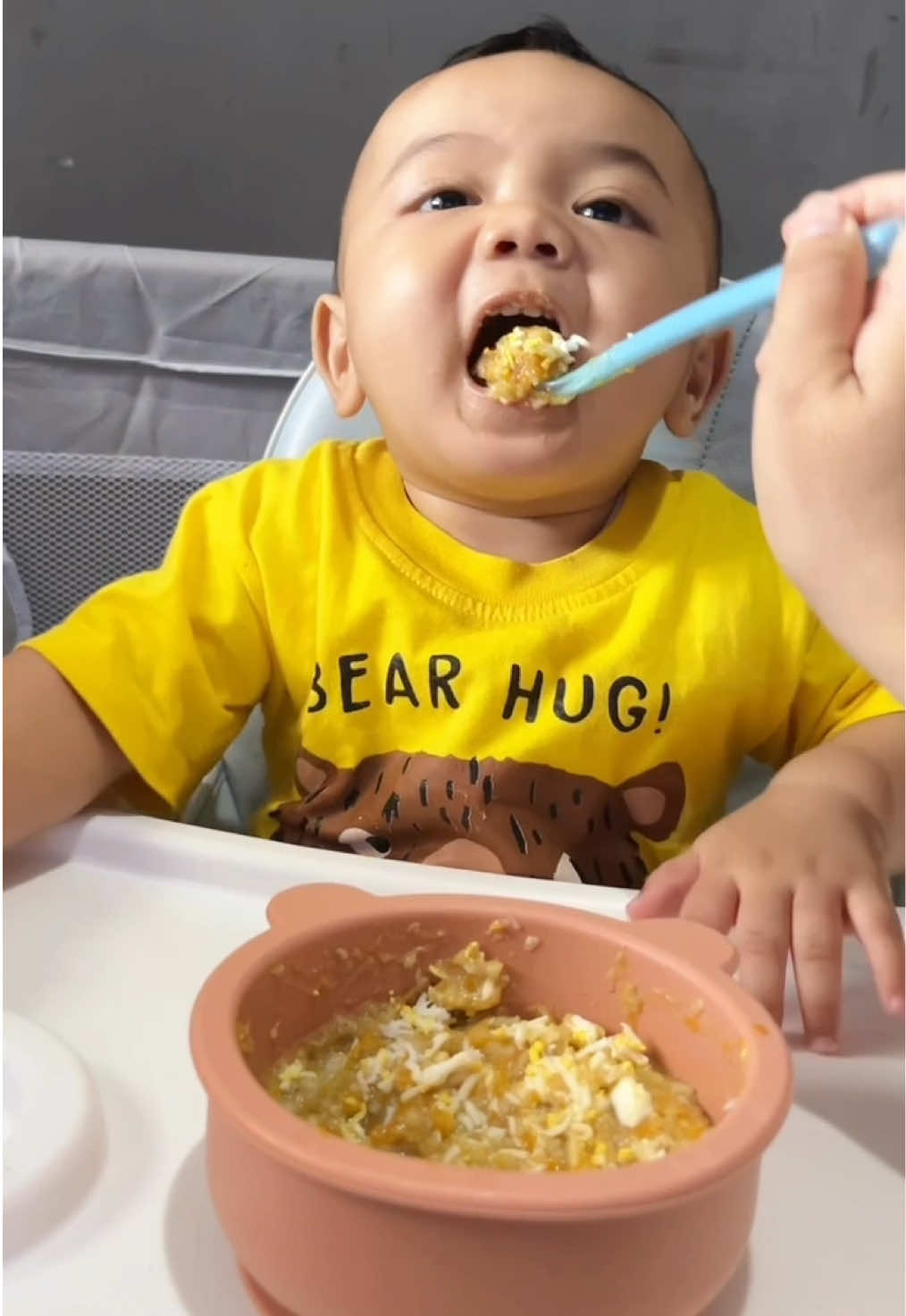 Bayi mukbang✨😍 #makanbayi #mpasibayi #antigtm #makanlahap #foryoupagе 