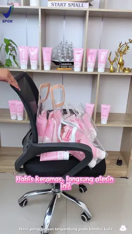 Rambut kering, bercabang, ngembang dan kusut? Yuk rutinin pakai hair mask double keratin ini! #cyeecare #cyeecare4u #keratin #hairmask #rambutmaksimal #rambutkering