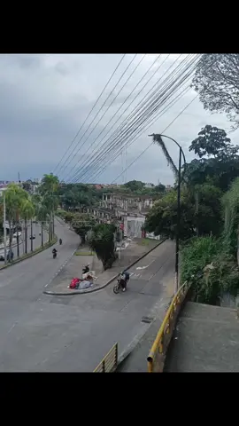 ¡Estructura abandonada del barrio cuba! #narradorcallejero #pereira #pereiracolombia #risaralda #risaraldacolombia 