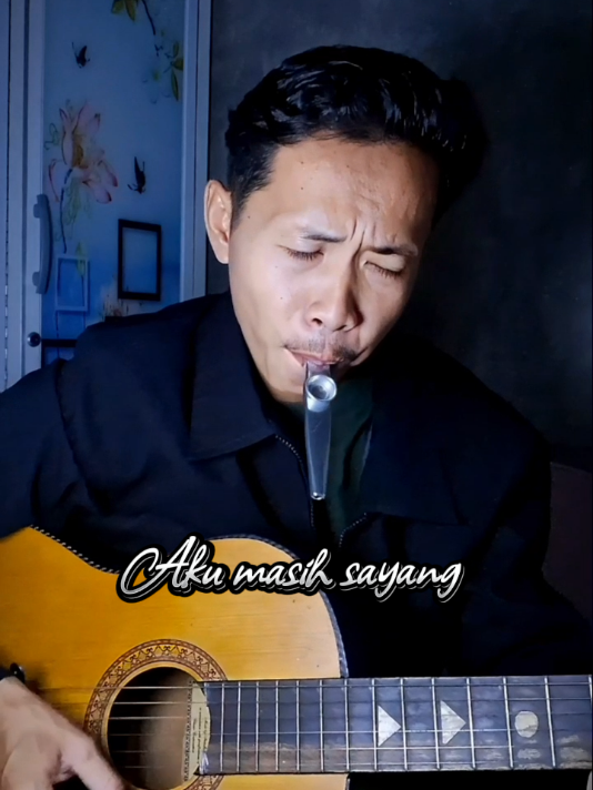 Kazoo alat musik  suaranya unik ala ala sexophone / terompet semua orang bisa memainkan  #kazoo #acoustic 