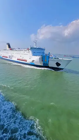 lagu ne wong sabar  #dharmaferry7#dharmalautanutama#foryou#tanjungperaksurabaya#fyp 