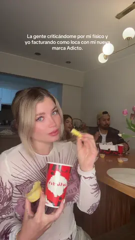 Cuando pidan algo pidan la salsa adicto de ahí me lo agradecen y las nuevas papas están mega crujientes 🤌🏻😮‍💨 #siempreadicto @Adicto 