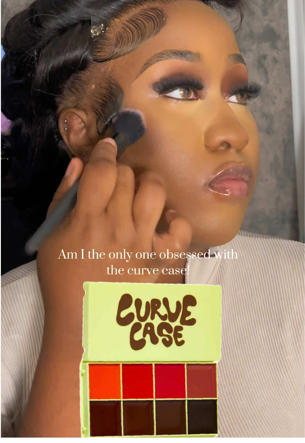 Obsessed with @madebymitchell curve cases!😍😍😍 #fyp #foryoupage #browardmua #makeupartist #haitianmakeupartist #palmbeachmua #makeupforblackwomen #makeuptutorial #curvecase 