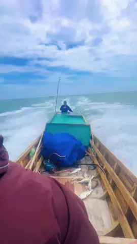 Kasih terbang dulu #mesinmobilperahubalap #fypシ #mesin #kapal #fyppppppppppppppppppppppp 