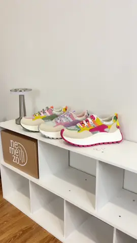Best seller sneakers! 🙌 #nemezo #sneakers #sneakerswanita #sepatukekinian #sepatuwanita #wibgajian #fyp 