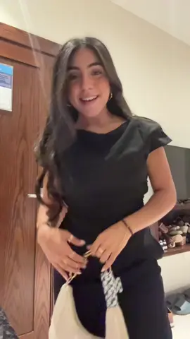 this song is stuck in my head 